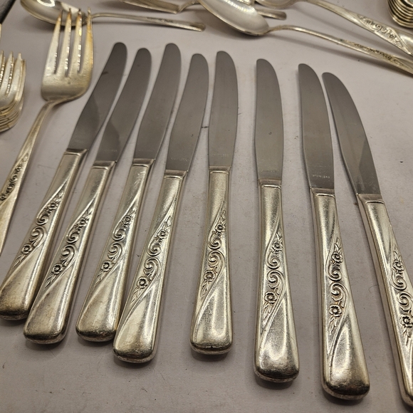 Revelation Silverplate Flatware 61 Piece Set IS Service For 8 Used Condition.  - Picture 12 of 15